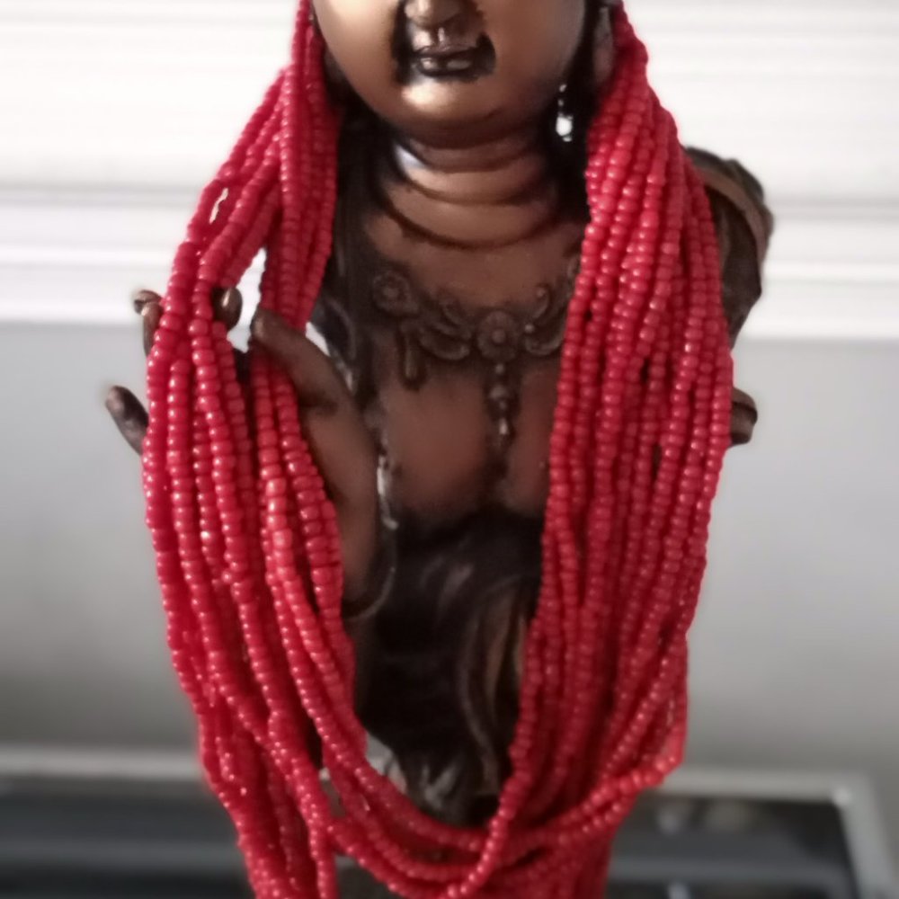 Multi strand Seed bead necklace with wooden clasp EUC